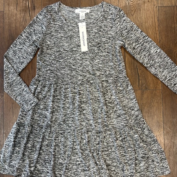 NWT workshop for the republic Space dye long sleeve tiered shift dress. - Picture 3 of 6